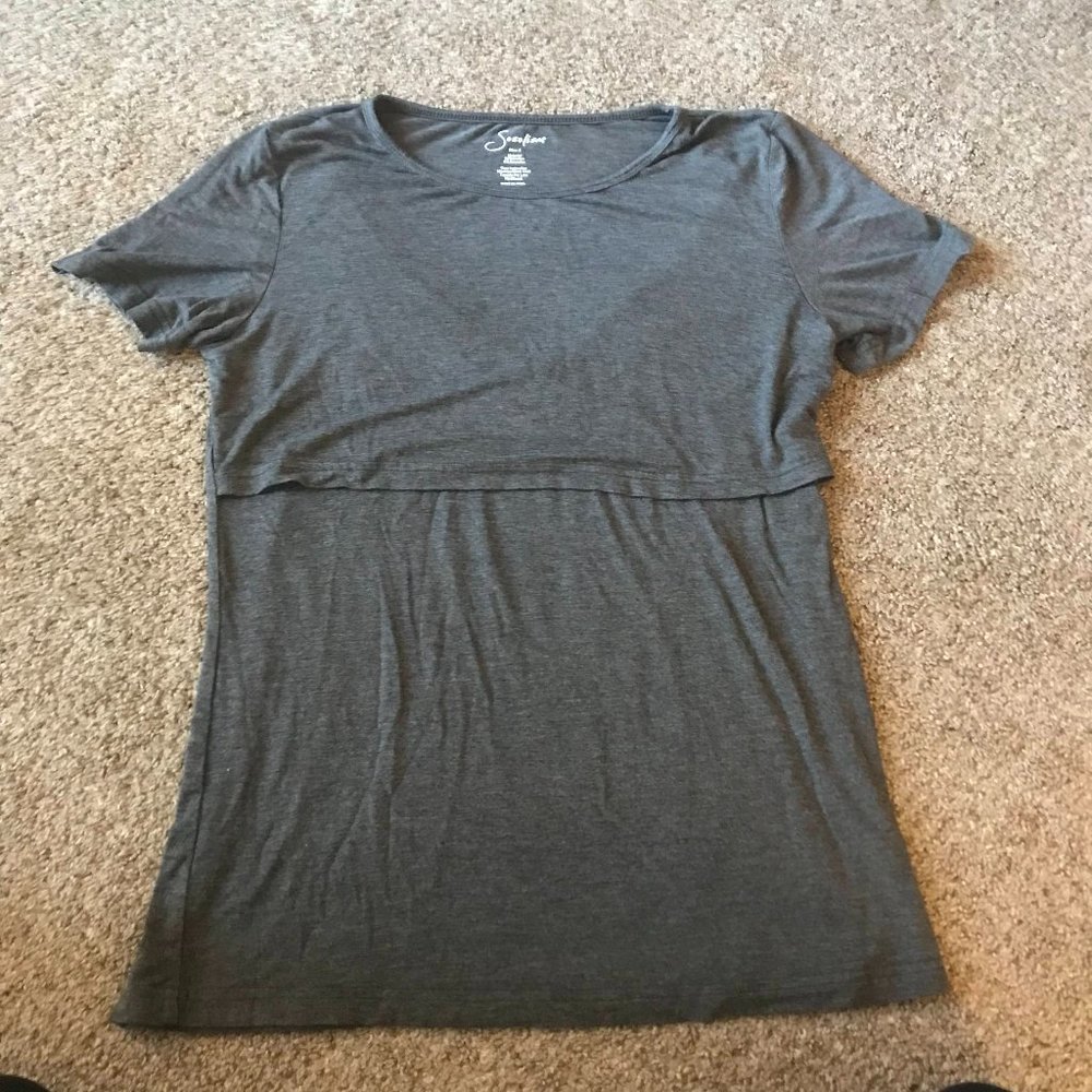 Sosolism Nursing Tee - VGUC Size S